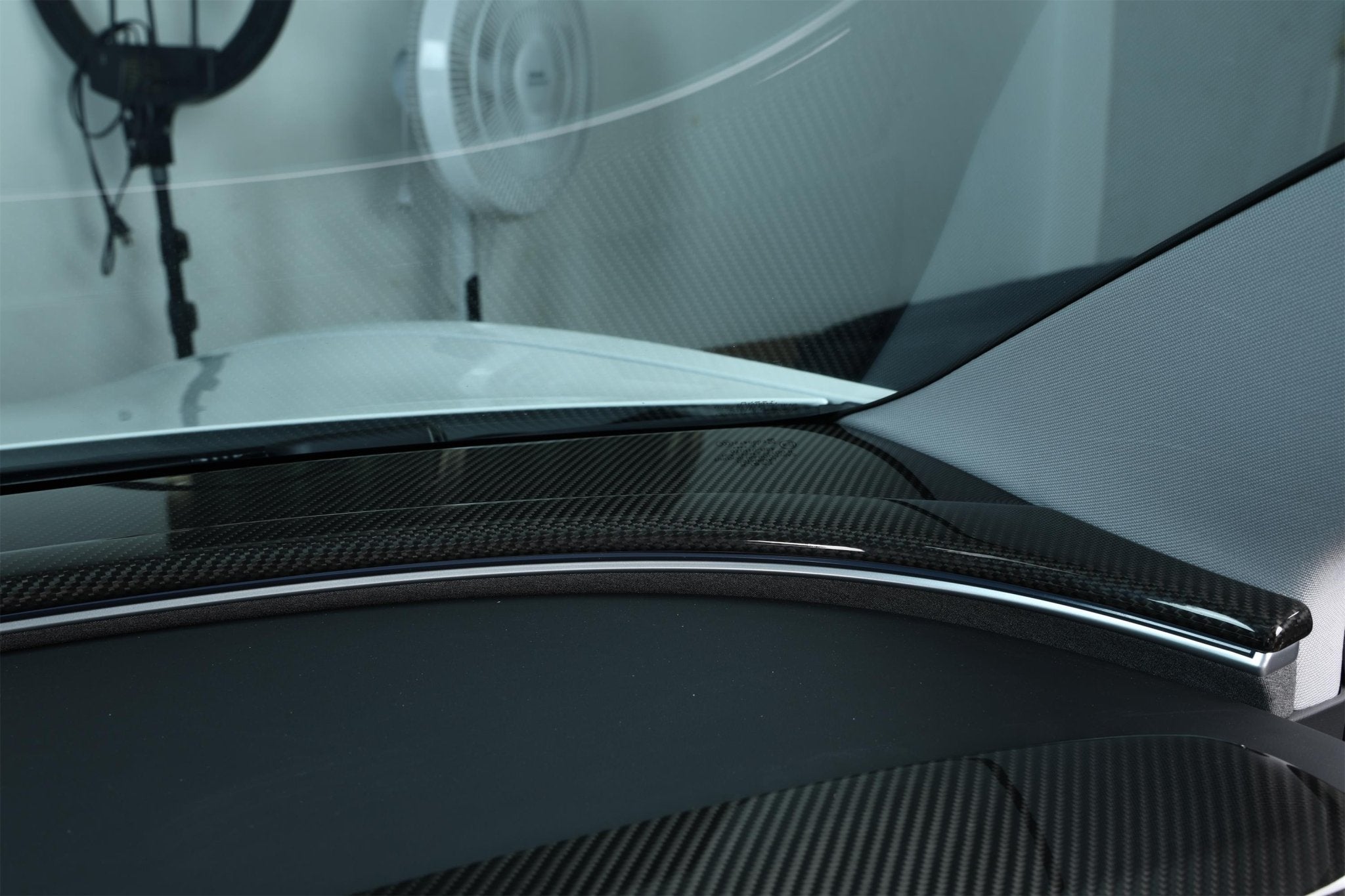 Dry Carbon Fiber Dash Upper Cover for Tesla Model 3 Highland (Gloss)